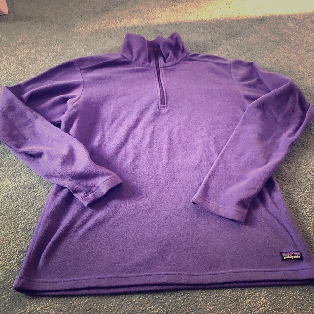 Patagonia 1/4 zip lavender lightweight fleece